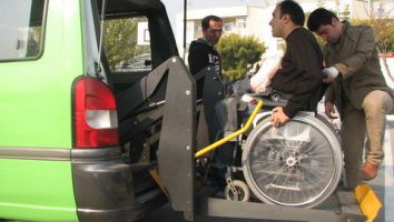 ورود ۲۰ ون ویژه معلولان و جانبازان به ناوگان اتوبوسرانی